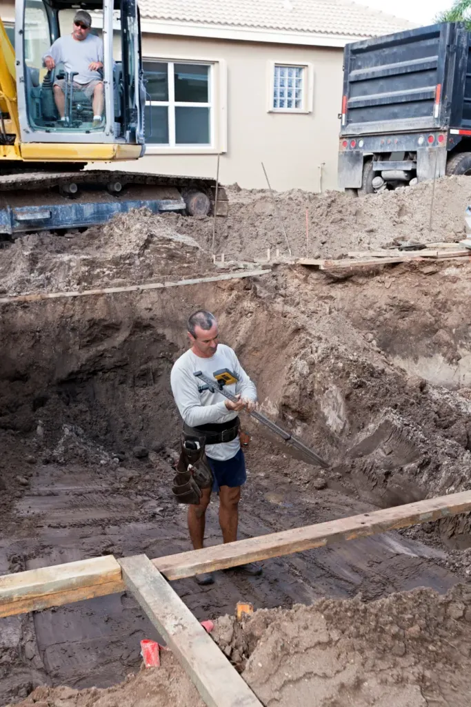 SWIMMING POOL CONSTRUCTION